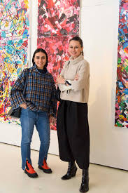 Learn about roxana voloseniuc (journalist): Domnica Margescu Si Roxana Voloseniuc Fabrica De Stil Luana Danet