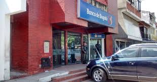 Realiza consultas, pagos y transferencias. Finalizo La Toma De Rehenes En El Banco De Cali