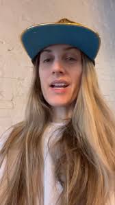 TLDR; Buzzing tracks get 2x more plays, and get added to 3x more playlists  👀 Get started