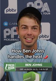 How Does Ben Johns Hold His Paddle B