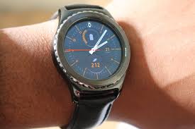 Adjusting the brightness of the display . Samsung Gear S2 Tips And Tricks Hidden Features