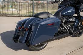 Vivid black, barracuda silver, spruce, river rock. 2020 Harley Davidson Road Glide Special Specs Info Wbw