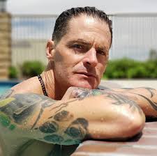 Keith Engelhardt's Instagram, Twitter & Facebook