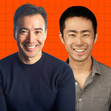 Stealing the Sales Playbooks of the Top 0.01% with Chris Orlob of pclub.io 