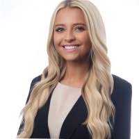 Kendra Jacobs's Instagram, Twitter & Facebook