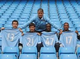 We have 74+ background pictures for you! Oboi Dlya Rabochego Stola Manchester Siti Foto Razdel Oboev Futbol Sport