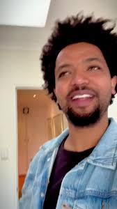 Replying to @scottcandlishmusic final tickets up for grabs now + some ...