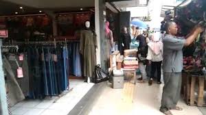 Silakan pilih lowongan pekerjaan garut dan yang sejenis dan cocok dengan keinginan anda di bawah ini. Video Toko Di Garut Boleh Buka Saat Psbb Jika Ada Kerumunan Massa Petugas Akan Melakukan Penutupan Tribun Jabar