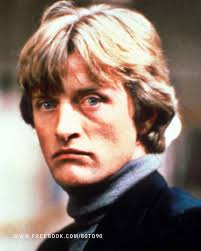 Nighthawks (1981) Terrorist Wulfgar (played by Rutger Hauer) walks away  from a department store to a phone booth after planting a bomb that  explodes within the premises. Arding and Hobbs store on