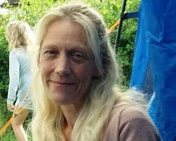 Shana Floyd's Instagram, Twitter & Facebook