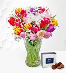 Spoil her with our mother's day floral flowers, hampers & gifts. Prestige Flowers Delivery With Free Chocolates Mothers Day Flower Delivery Flower Delivery Amazing Flowers