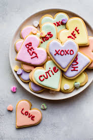 Decorated Conversation Heart Sugar Cookies For Valentine S Day Recipe On Sallysbaking Valentine Sugar Cookies Soft Sugar Cookies Valentine S Day Sugar Cookies
