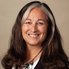 Laura Groff's Instagram, Twitter & Facebook