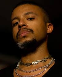 Rob Santos (@rob.lz) • Instagram photos and videos