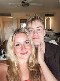 Caroline Gabriel (@caroline.gabriel_) • Instagram photos and videos