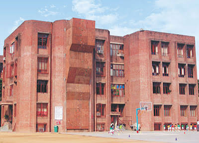 Amity International School