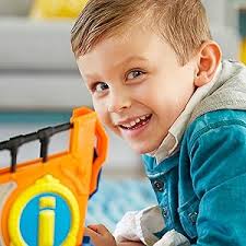 Amazon.com: Fisher-Price Imaginext DC Super Friends Batman Toy Figure and  Transforming Batcycle for Pretend Play Kids Ages 3+ Years : Toys & Games