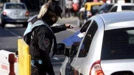 De qué manera serán las restricciones para este fin de semana en la ciudad de buenos aires y en provincia, a la espera de disminuir la cantidad de contagios. Ohvveppzwalsnm