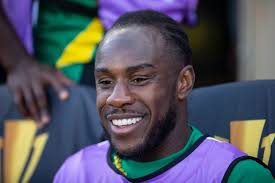 🤔 Michail Antonio believes #LFC are going to suffer 'teething problems'  after signing Alexander Isak, insisting Arne Slot could struggle to get the  best out of both the Swede and Hugo Ekitike