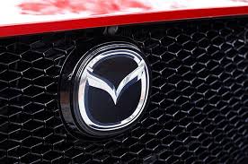 マツダ3はゴルフを完全に超えた 力不足のエンジンは日本仕様に期待 carview 自動車情報サイト 新車 中古車 carview マツダ3 マツダ マツダ アクセラ