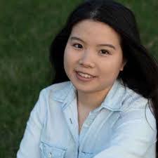 Isabella Crouch's Instagram, Twitter & Facebook