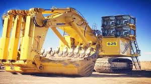 Incredible Giant Excavator Modern Biggest Heavy Mega Machines Constructi Heavy Equipment Earth Moving Equipment Heavy Construction Equipment