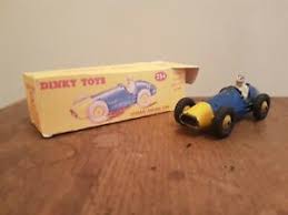 The box shown here is for the dinky toys #234 (23h) ferrari racing car model. Rare Dinky Ferrari Racing Car 1953 23h 234 Ebay
