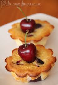 Je Me Rends Compte Que Je Cuisine Que Tres Rarement Les Cerises Et Je Voulais Corriger Cette Erreur Les Cerises Clafoutis Aux Cerises Cerise Recette Clafoutis