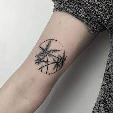 It all depends on the design of the tattoo, but all of these dimensions will result in a tattoo that is 6 square inches in size, which makes a small tattoo. Alchemist S Valley Medium Sized Black And White Tattoos