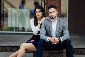 Вагітна дружина павліка поскаржилася на жахливий сервіс за кордоном. Vidomo Koli Pokazhut Prodovzhennya Serialu Shkola Nedityachi Igri