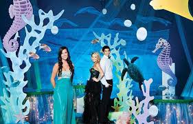 Decorating a child's bedroom or playroom can be challenging. Cool Ideas For Underwater Prom Theme Promnite Idea Center