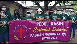 Ibadah paskah sekolah minggu gkii tahun 2020 oleh depara gkii bersama: Peduli Sesama Panitia Paskah Nasional Xvii Tahun 2021 Melakuan Kegiatan Aksi Peduli Kasih Di Dua Tempat Poros Nusantara