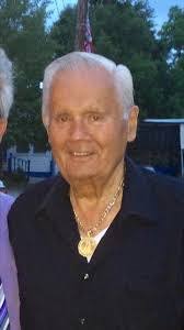 Willie Lake's Instagram, Twitter & Facebook