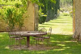 Steintisch garten in gartentische günstig kaufen. Mediterrane Gartenmobel Inspirationen Viele Bilder Und Shoppingtipps