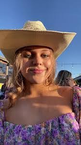 Kacie Baker's Instagram, Twitter & Facebook