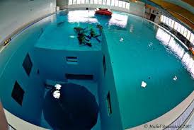 Nemo33 The Deepest Swimming Pool In The World Deepest Swimming Pool Swimming Pools Diving Pool