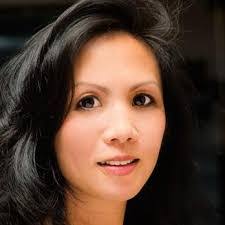 Lisa Woo's Instagram, Twitter & Facebook