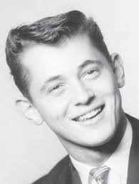 Keith Weldon's Instagram, Twitter & Facebook