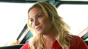 Hannah Reports Danny to the Captain