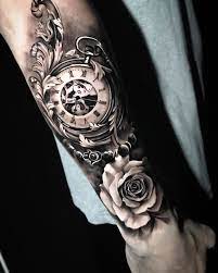 Tatouages sur avant bras pour homme sur pinterest. Tatouage Montre Gousset Decoree De Feuilles D Acanthe Et Rose Sur Avant Bras Tatouage D Horloge Tatouage Rose Avant Bras Tatouage Avant Bras