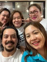 Young was born in sacramento, california and lived everywhere from nebraska to upstate new york. Despite Low Profile Bearded John Lloyd Draws Fans In Lanao