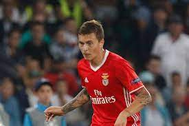If you dont have enough money to spend on van dijk or sanchez ucl, consider trying lindelof if and you wont regret it. Victor Lindelof Wiki 2021 Girlfriend Salary Tattoo Cars Houses And Net Worth
