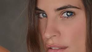 Η χριστίνα μπόμπα μόλις γέννησε και ο σάκης τανιμανίδης παρουσιάζει τις δίδυμες κόρες του όλο μόλις πριν από δυο μέρες, η χριστίνα είχε μοιραστεί ένα απίθανο κολάζ με την όψη της κοιλίτσα της. Xristina Mpompa Poio Einai To Geyma Poy Apolayse Me Thn Celebrities Eidhseis