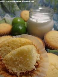 Khadija Is In The Kitchen Muffins Au Yogourt Grec Et Au Citron Vert Greek Yogurt Key Lime Muffins Magdalenas Con Citron Vert Blogs Culinaires Yaourt Grec