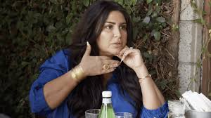 At season 8's end, it seemed as if things were fractured beyond repair between mj and her friend of nearly. Recap Tommy Vandalizes Reza S House After Pool Party Blowout On Shahs Of Sunset