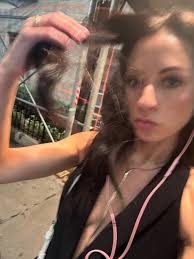 Madeleine Frank Reeves (@madeleinefrankreeves) • Instagram photos and videos