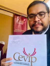 SE RECIBE COMO ESPECIALISTA EN ENFOQUE POR COMPETENCIAS.