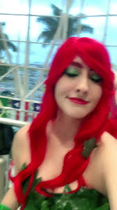 Trend velha mas é isso ai #poisonivy #harleyquinn #dc
