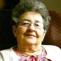 Maxine Betts's Instagram, Twitter & Facebook