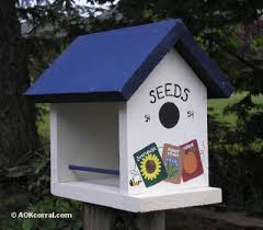 Темно зеленая кухня в стиле лофт; 10 Cute And Cozy Birdhouse Projects To Fill Your Garden With Joy And Lovely Songs Zoomzee Org